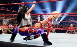 Michelle McCool defeated Melina
